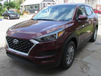  Salvage Hyundai Tucson